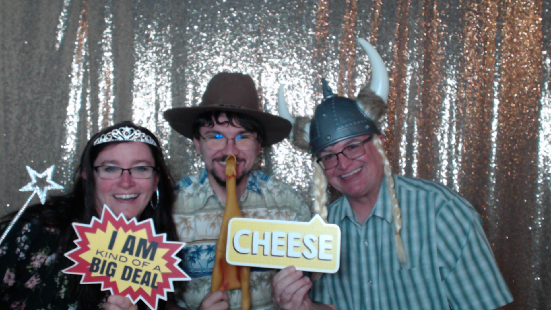 Jorden and Benjamin are getting hitched | View more photos from the event at gallery.photoboothbillings.com/u/PhotoBoothBillings/Jorden-and-Benjamin-are-getting-hitched